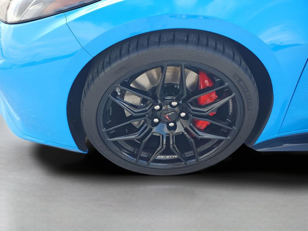 Used 2025 Chevrolet Corvette Z06 image 18