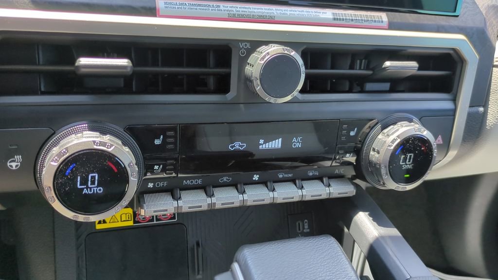 Used 2024 Toyota Tacoma Limited w/ Limited Package (LT) AWD/4WD image 21