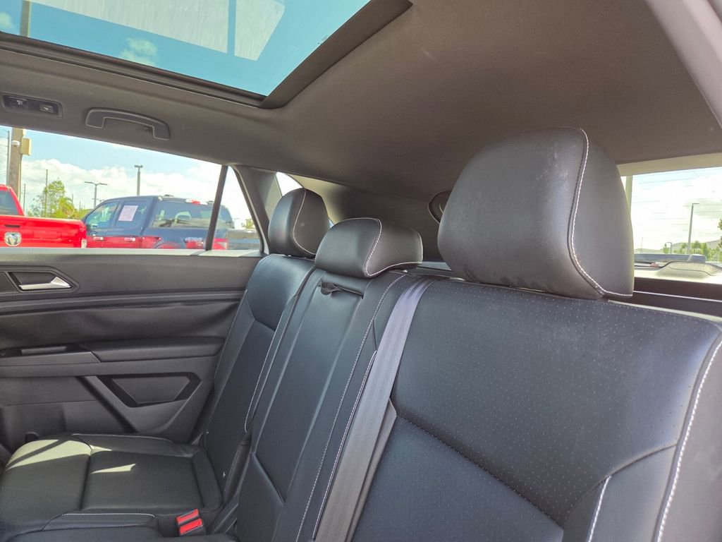 Used 2020 Volkswagen Atlas Cross Sport SEL FWD image 17