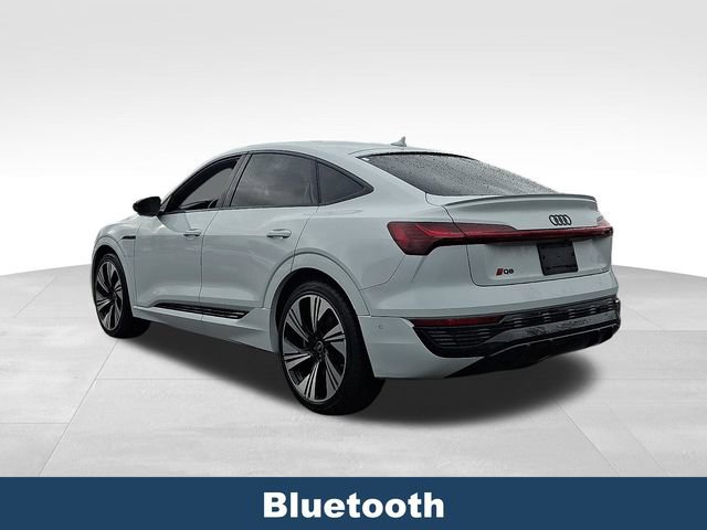 Used 2024 Audi Q8 e-tron Prestige w/ Prestige Package image 5