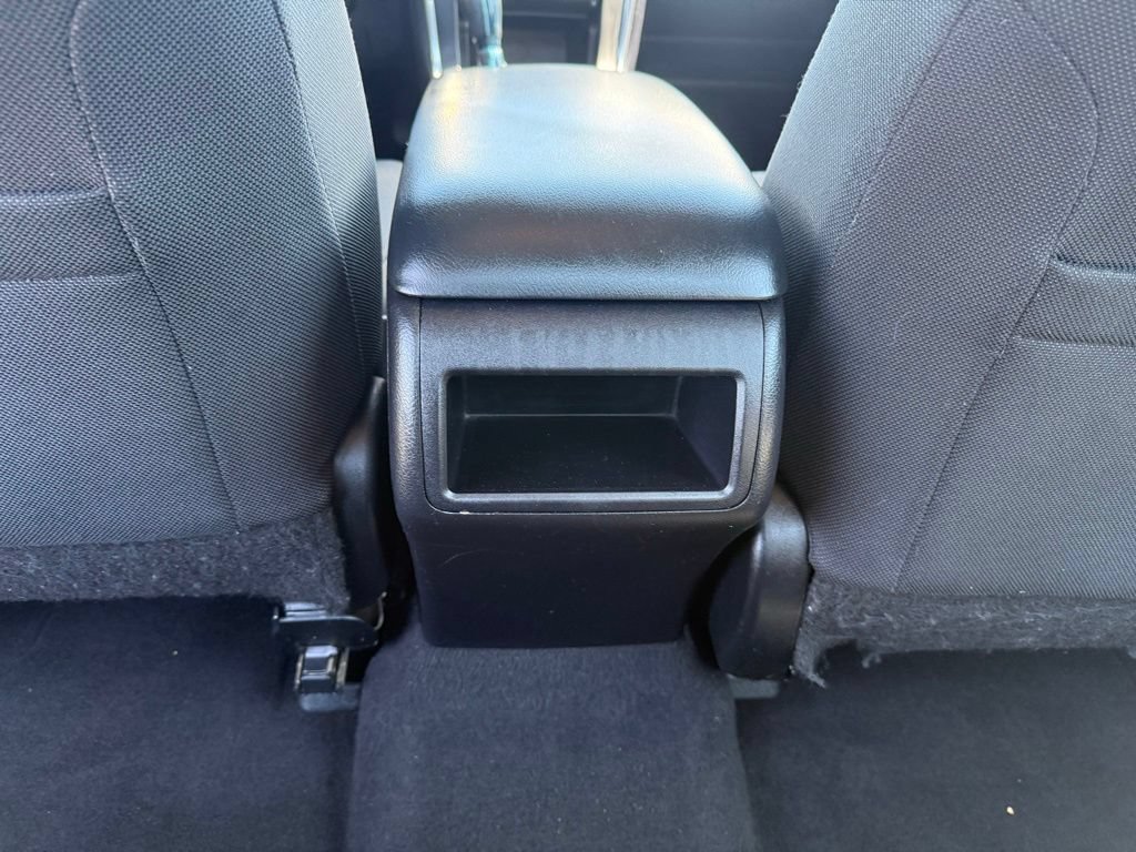 Used 2015 Toyota Camry LE FWD image 16