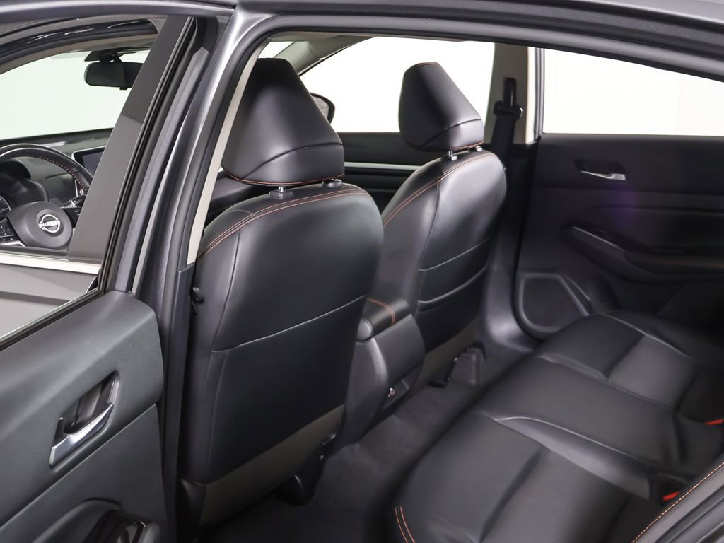 Used 2024 Nissan Altima 2.5 SR image 24