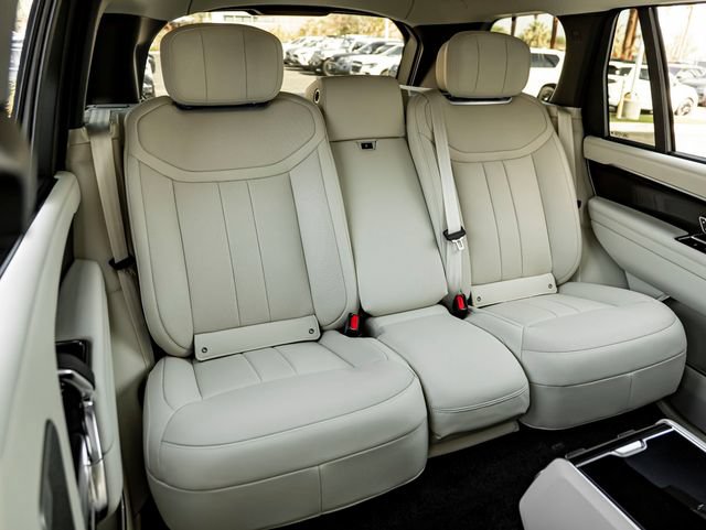 New 2026 Land Rover Range Rover Long Wheelbase Autobiography AWD/4WD image 33