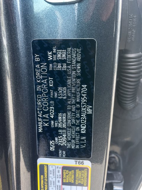 Used 2025 Kia Soul LX w/ LX Technology Package FWD image 26