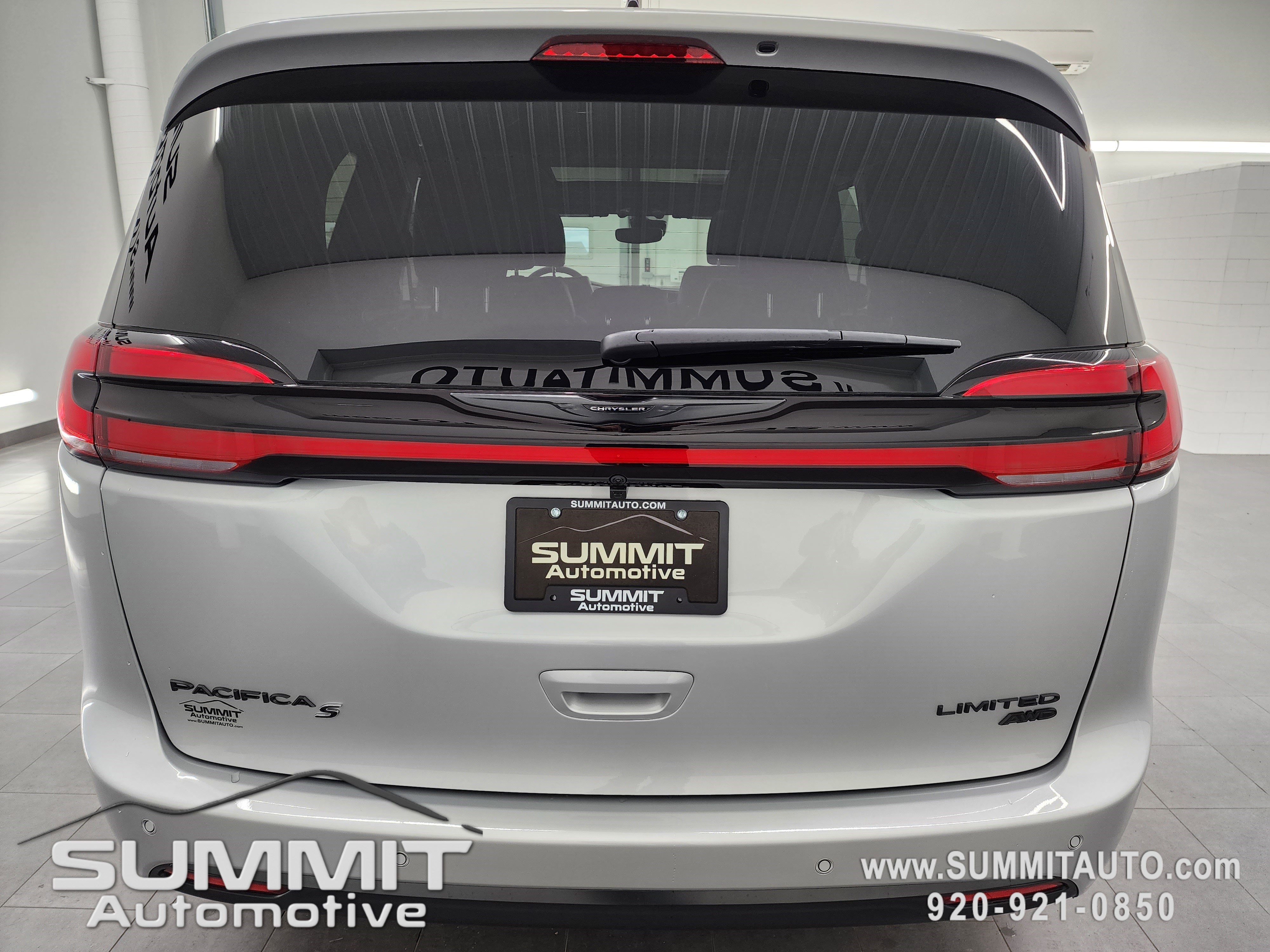 New 2026 Chrysler Pacifica Limited w/ S Appearance Package image 29