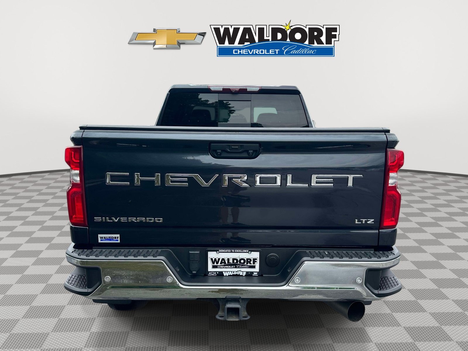 Used 2024 Chevrolet Silverado 2500 LTZ w/ LTZ Premium Package AWD/4WD image 5