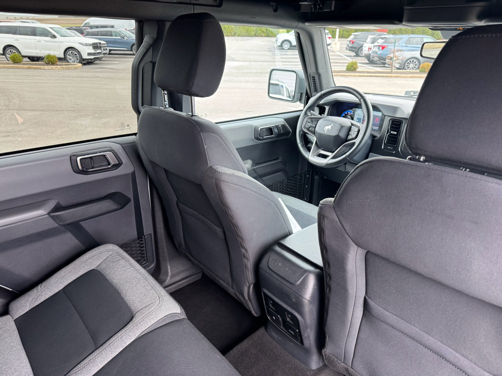 Used 2023 Ford Bronco Big Bend image 19