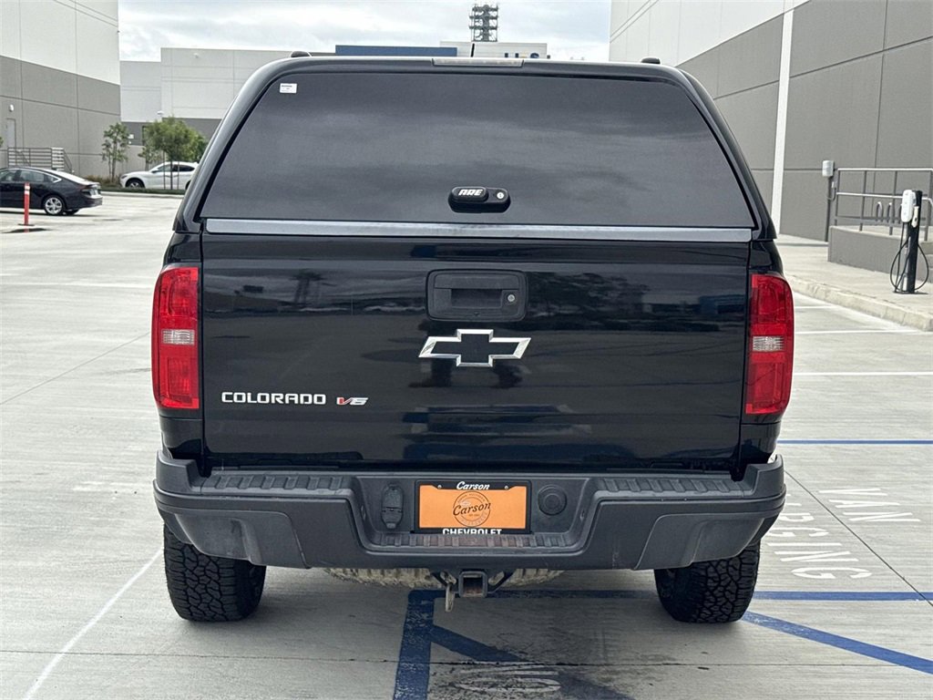 Used 2019 Chevrolet Colorado ZR2 w/ ZR2 Midnight Special Edition image 4