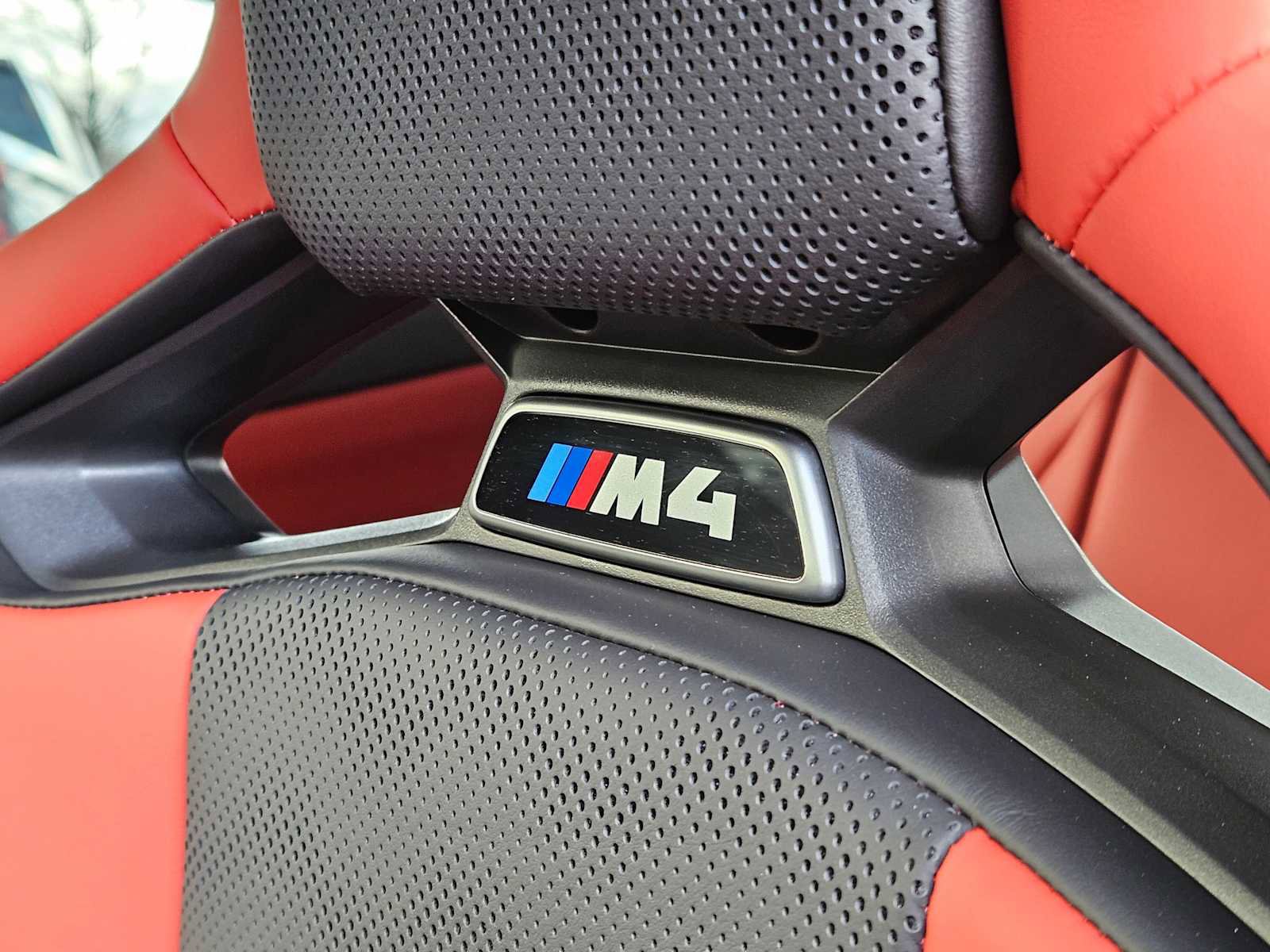 Used 2026 BMW M4 xDrive Competition w/ M Carbon Exterior Package image 25