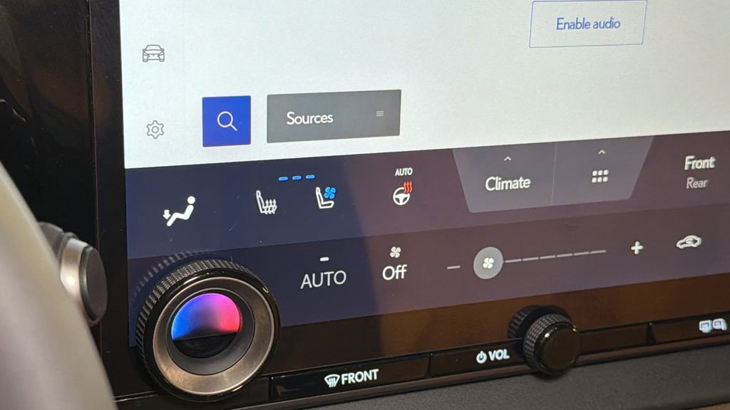 Certified 2024 Lexus RX 350 Premium w/ Accessory Package (K3) image 27