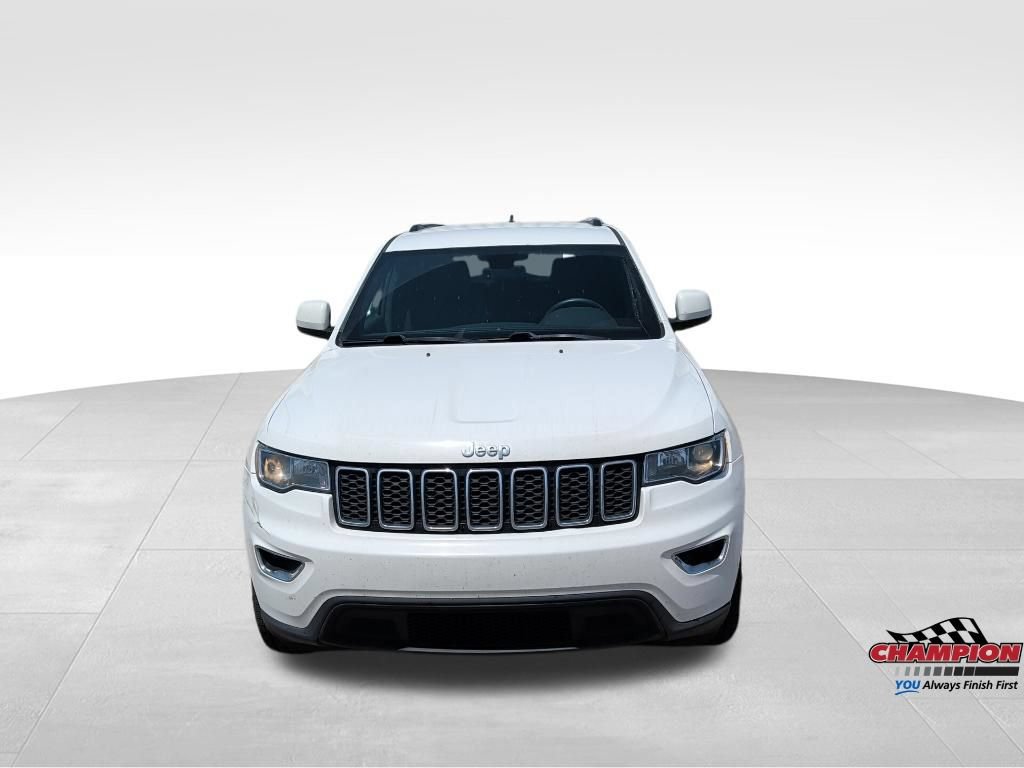 Used 2017 Jeep Grand Cherokee Laredo w/ Quick Order Package 23E AWD/4WD image 8