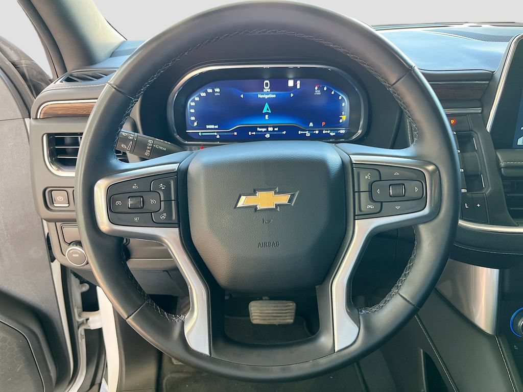 Used 2023 Chevrolet Suburban Premier RWD image 11
