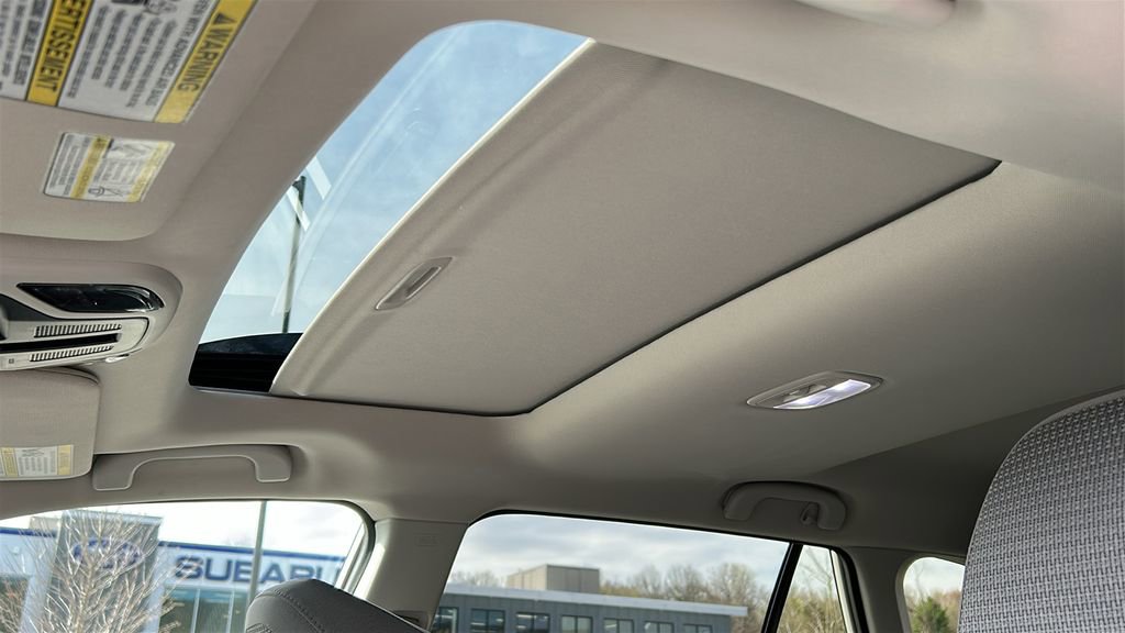 Certified 2025 Subaru Outback Premium image 21