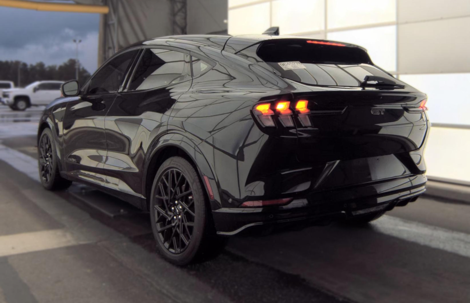 Used 2023 Ford Mustang Mach-E GT w/ GT Performance Edition AWD/4WD image 7