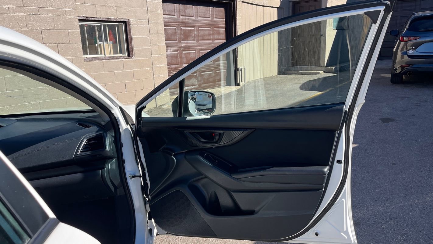 Used 2019 Subaru Impreza 2.0i w/ Eyesight image 11