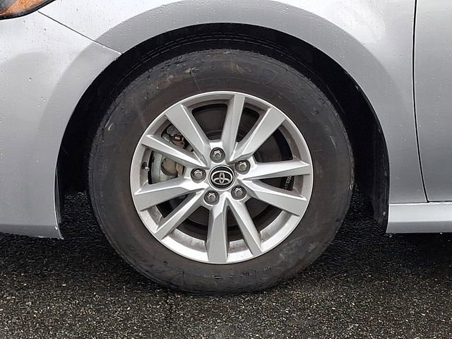 Used 2025 Toyota Camry LE image 8