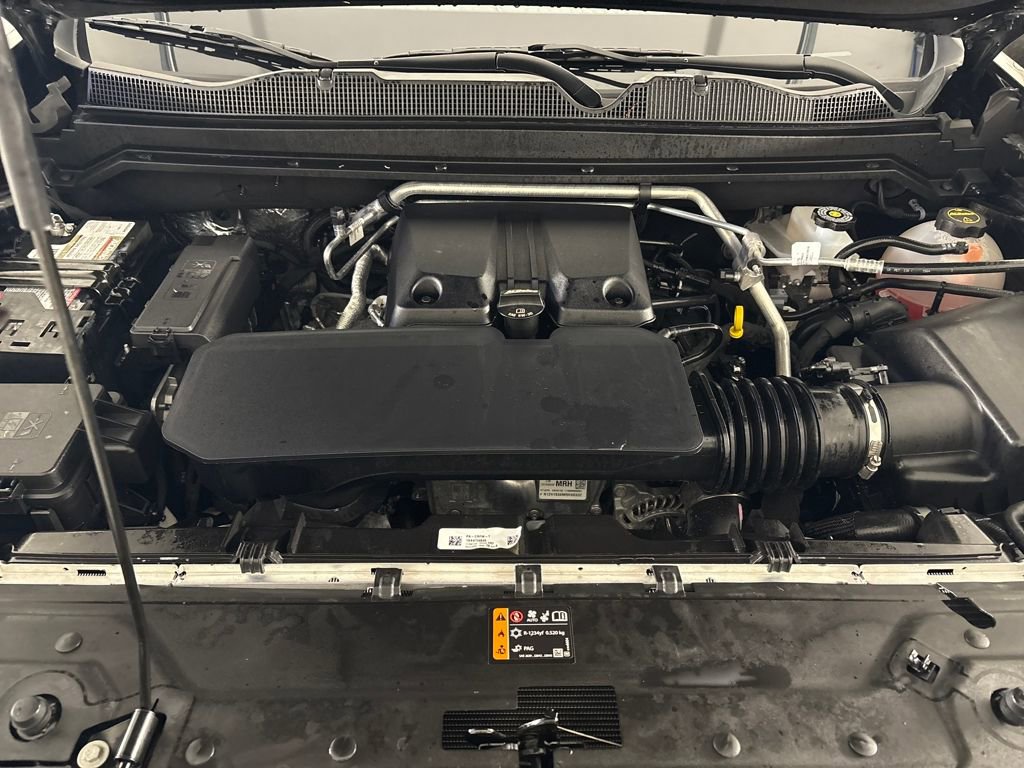 Used 2024 Chevrolet Colorado Trail Boss w/ Advanced Trailering Package image 16