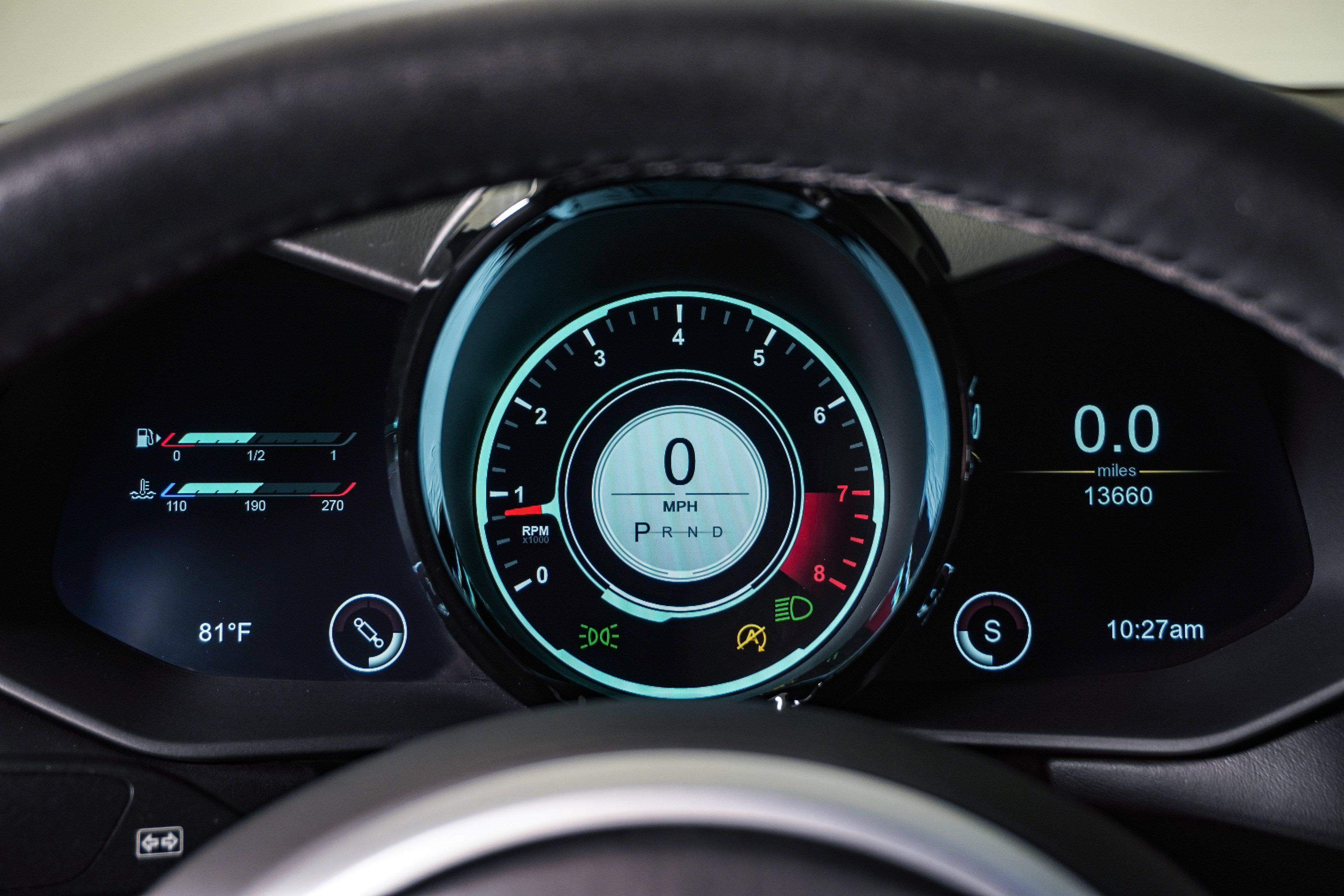 Used 2019 Aston Martin V8 Vantage Coupe RWD image 25