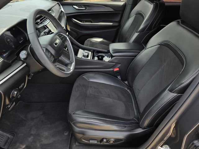 Used 2023 Jeep Grand Cherokee L Laredo image 26