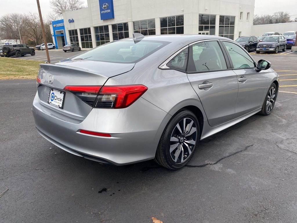 Used 2022 Honda Civic EX image 4