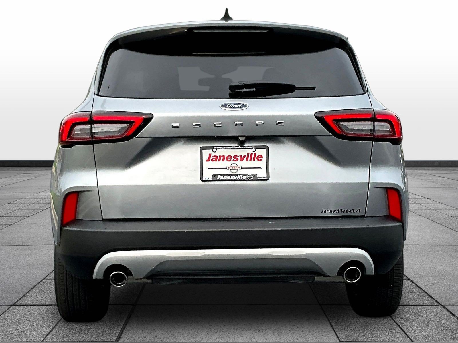Used 2024 Ford Escape Active AWD/4WD image 6