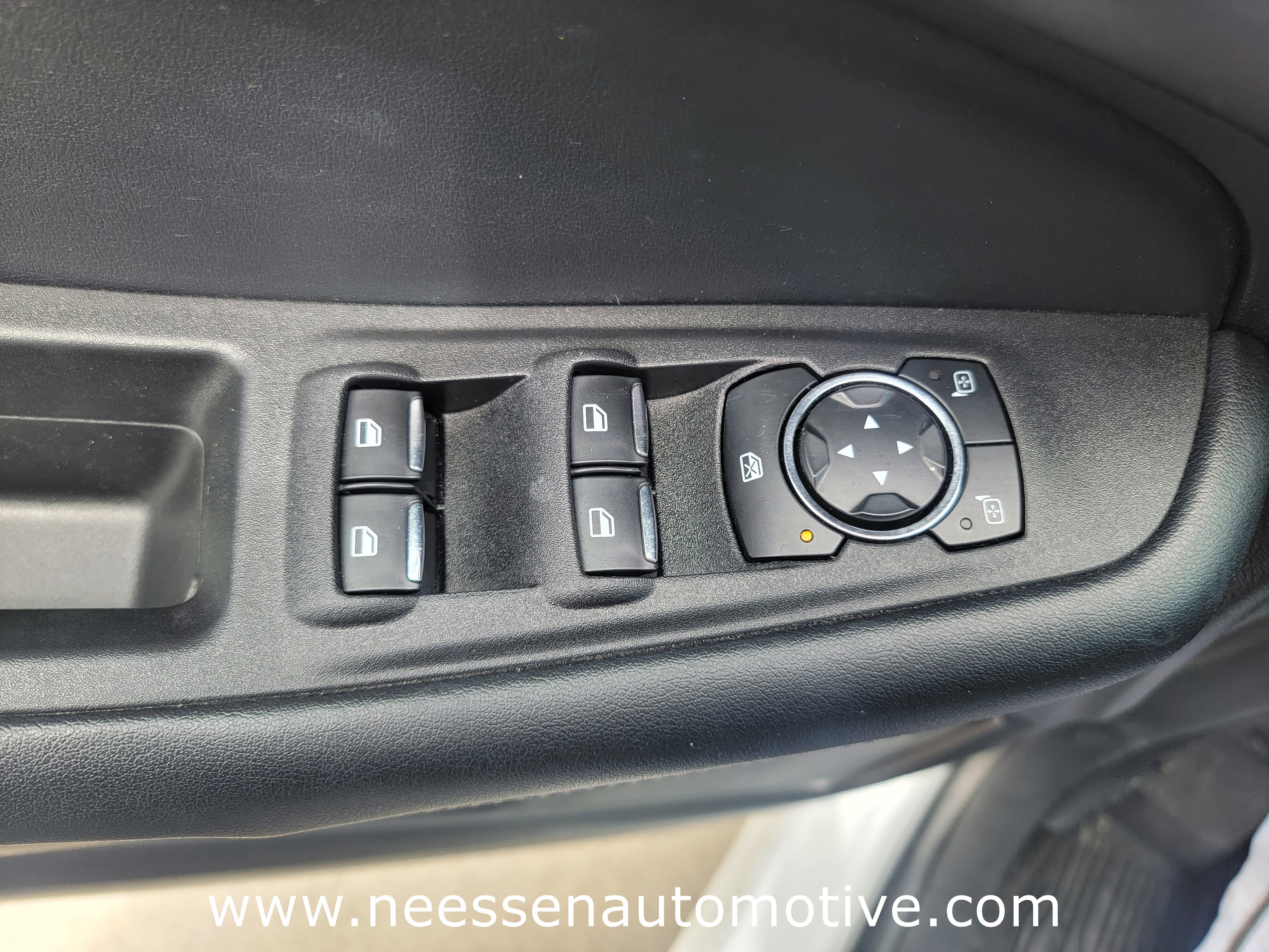 Used 2024 Ford Edge SE image 15