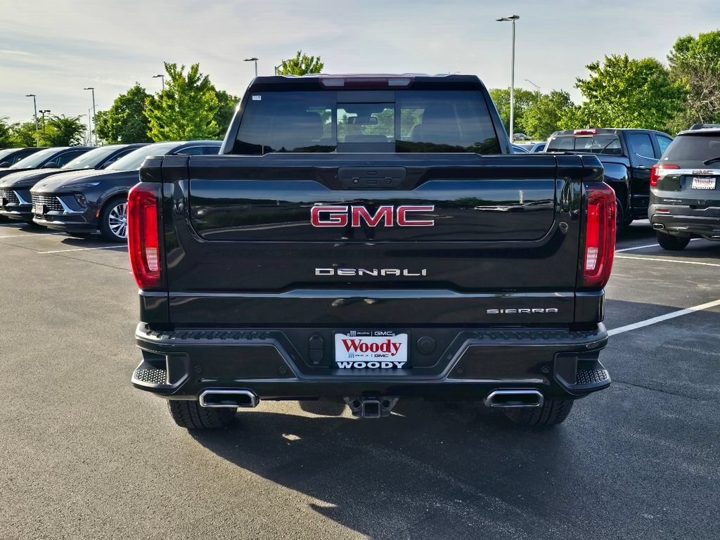 Used 2021 GMC Sierra 1500 Denali w/ Driver Alert Package II AWD/4WD image 9
