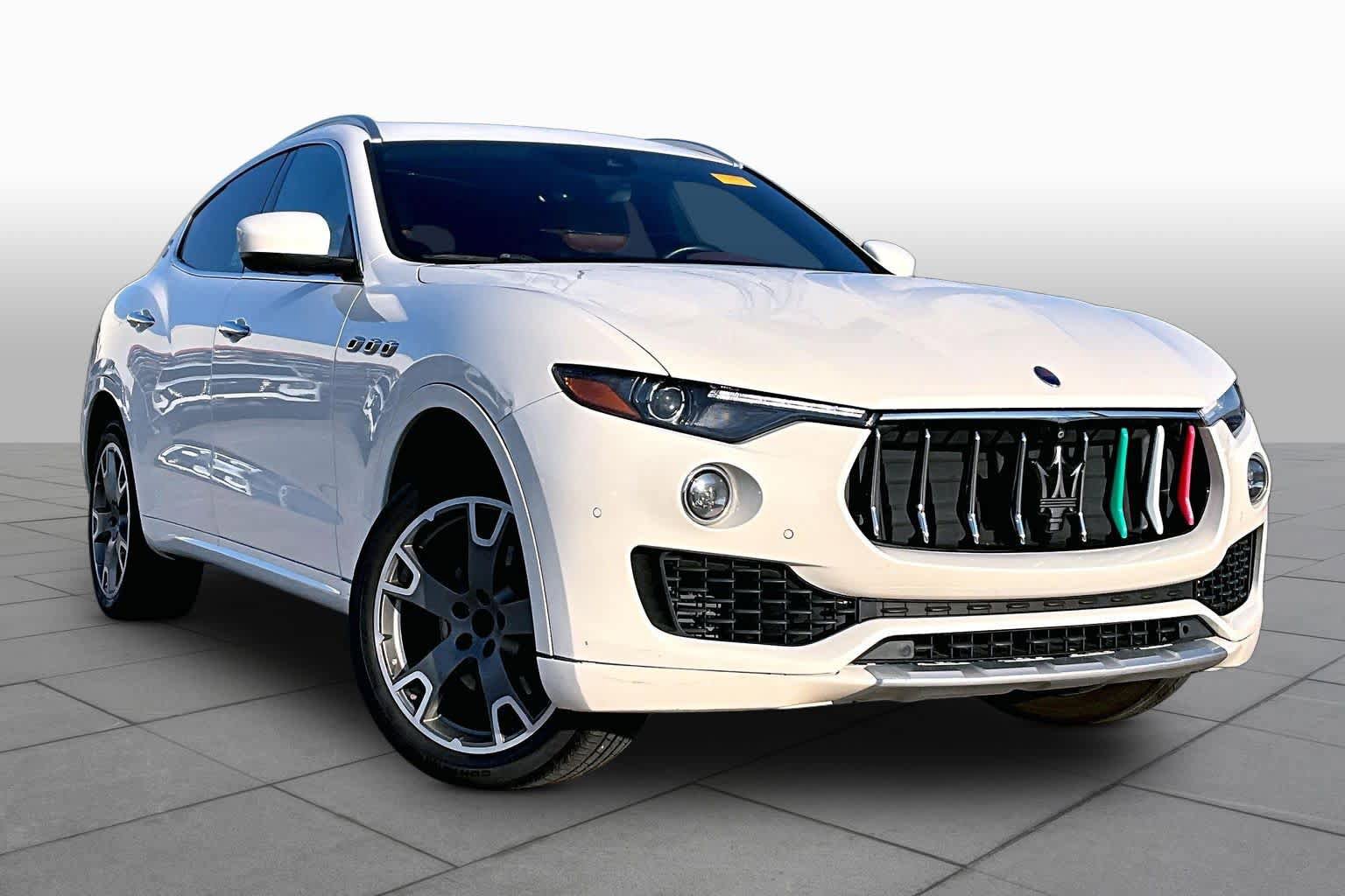 Used 2017 Maserati Levante w/ Sport Package AWD/4WD image 3