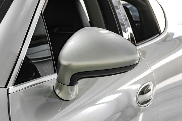 Used 2010 Porsche Panamera S image 38