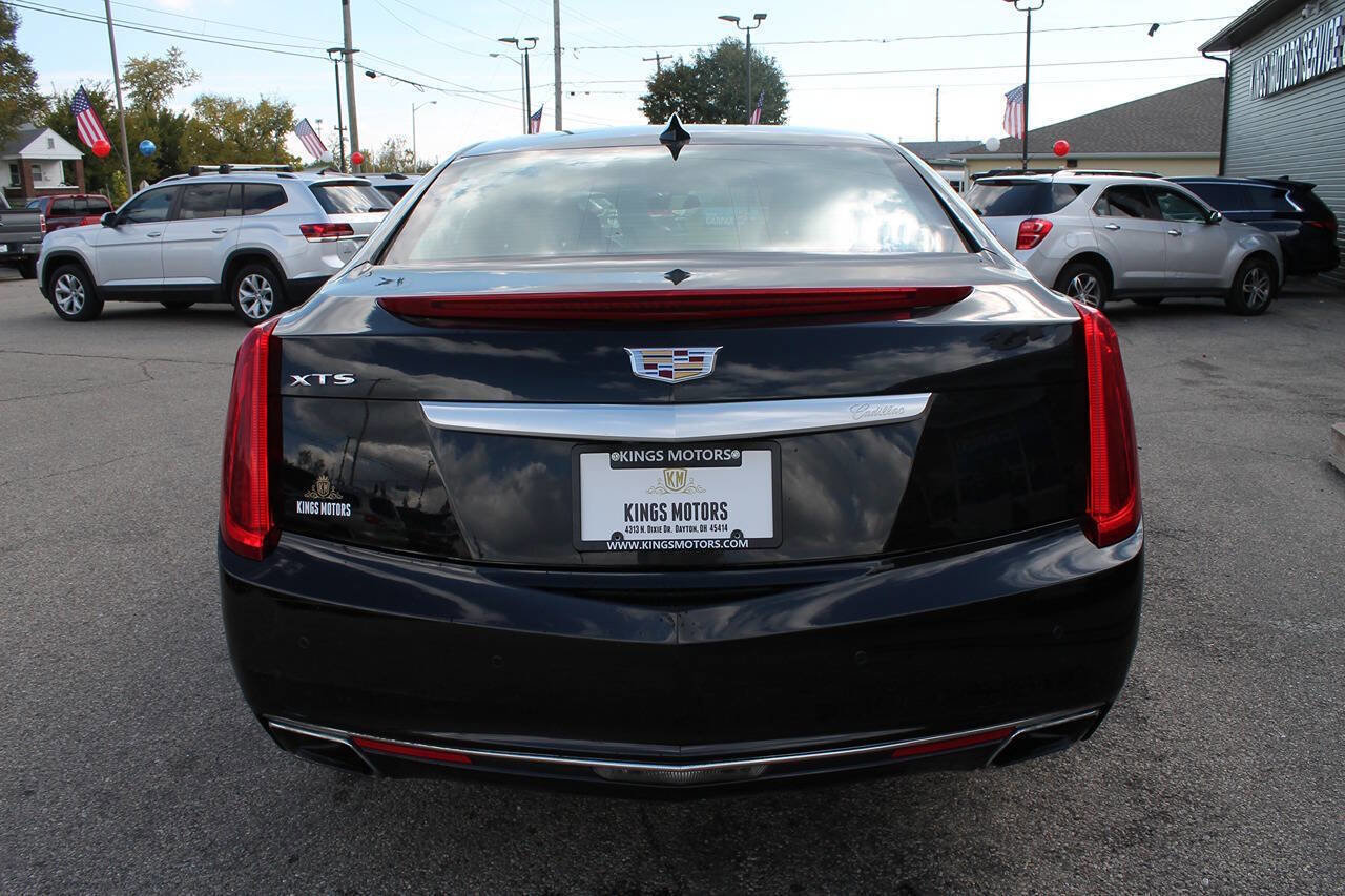 Used 2017 Cadillac XTS Luxury image 4