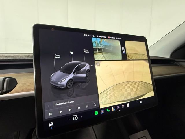 Used 2024 Tesla Model Y Long Range AWD/4WD image 20