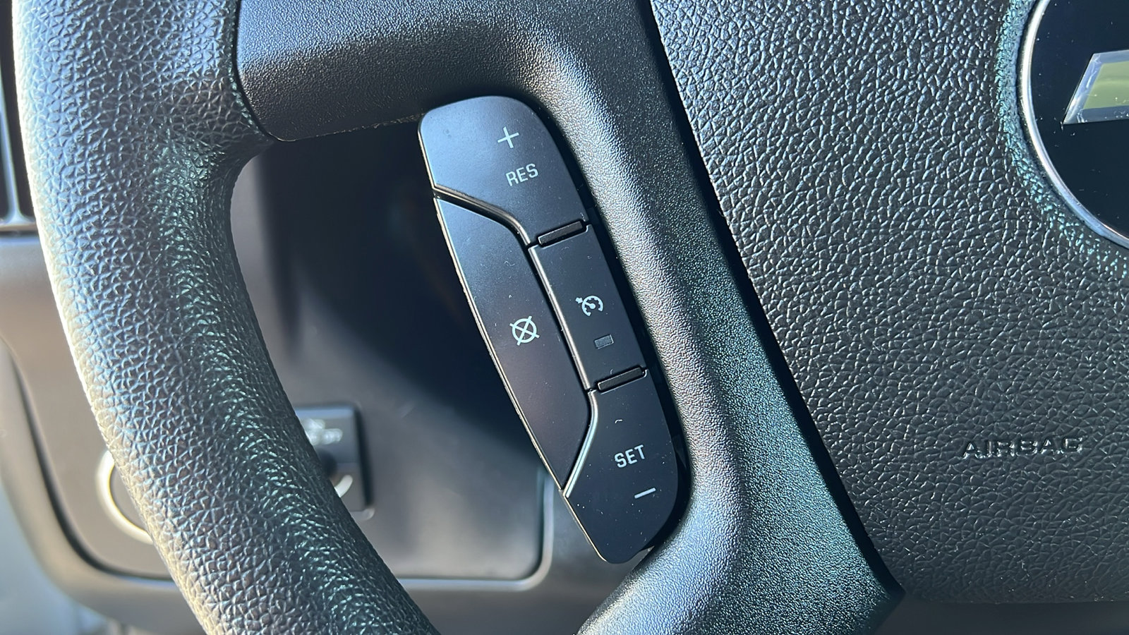 Certified 2023 Chevrolet Express 2500 w/ Driver Convenience Package image 23