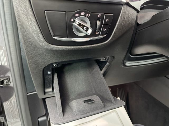 Used 2024 BMW X3 sDrive30i w/ Convenience Package image 29