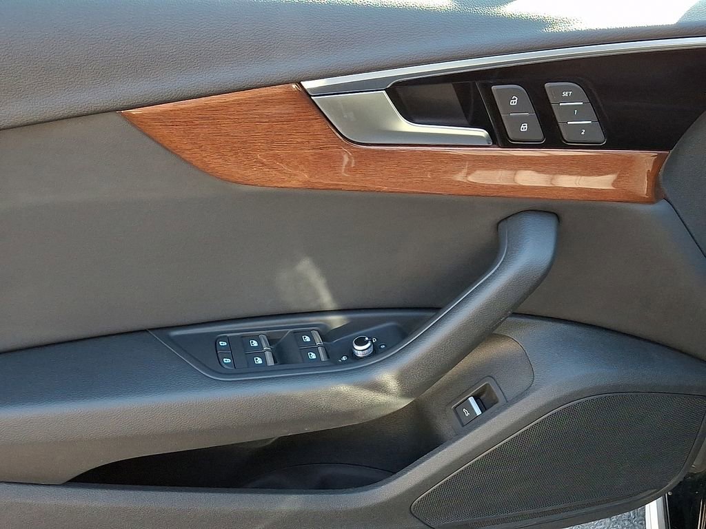 Used 2023 Audi A4 2.0T allroad Premium w/ Convenience Package image 18