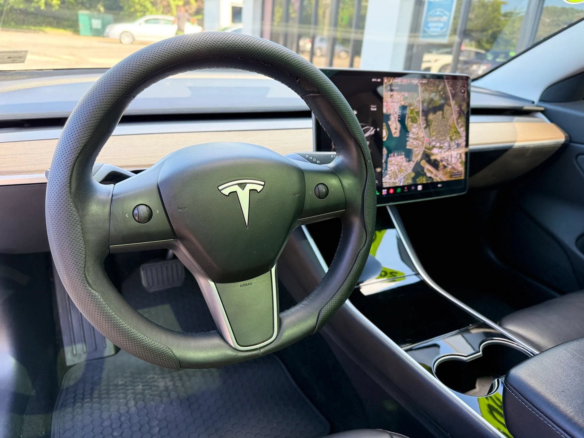 Used 2019 Tesla Model 3 Standard Range Plus RWD image 46