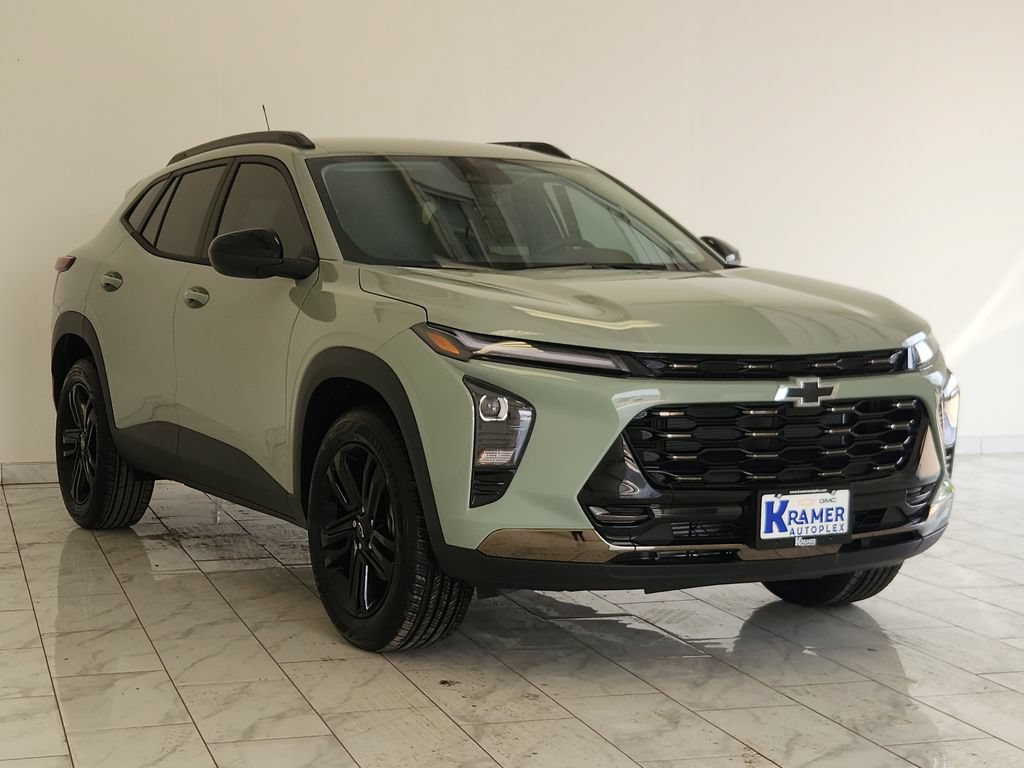 New 2026 Chevrolet Trax ACTIV w/ Driver Confidence Package FWD image 3