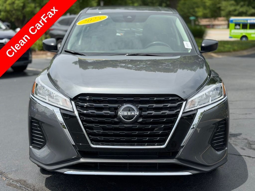 Used 2025 Nissan Kicks Play S FWD image 4