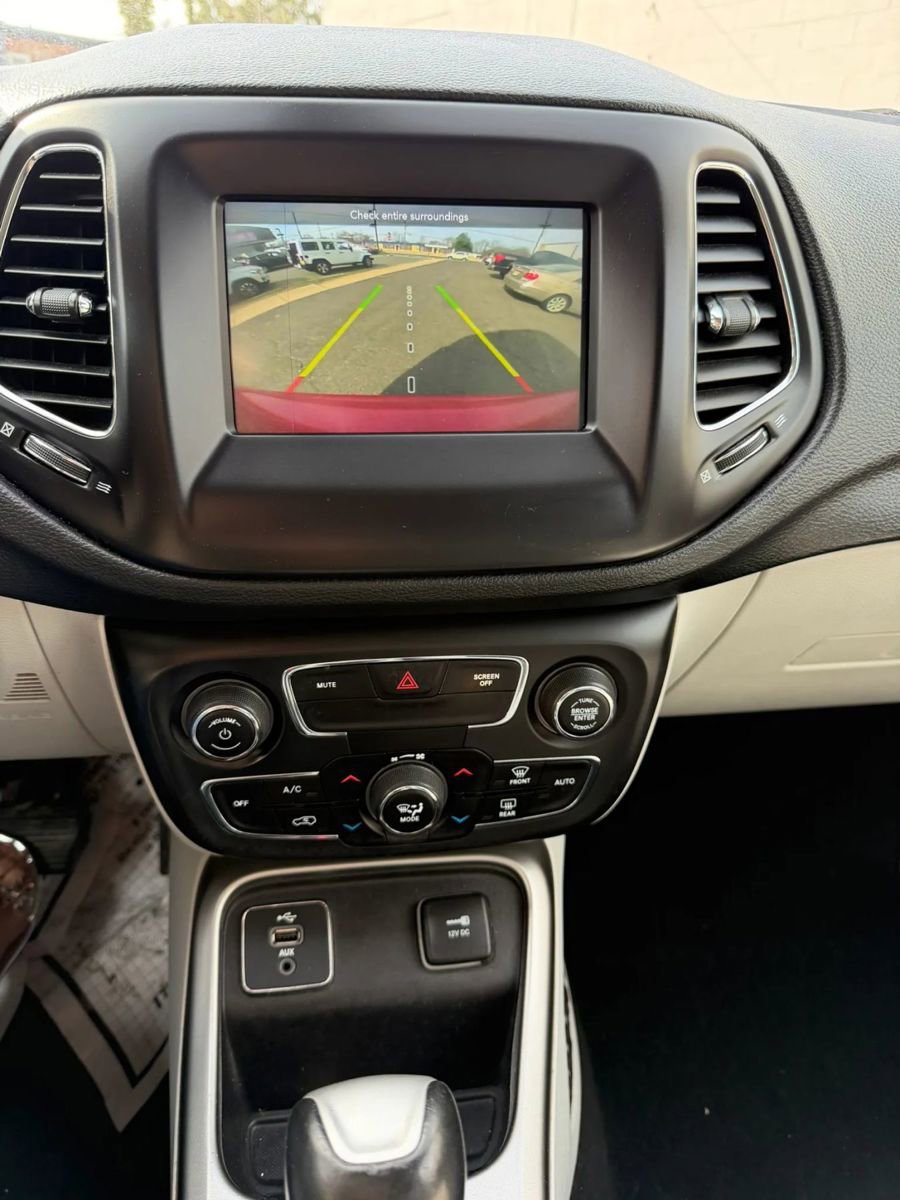 Used 2019 Jeep Compass Latitude w/ Popular Equipment Group image 2