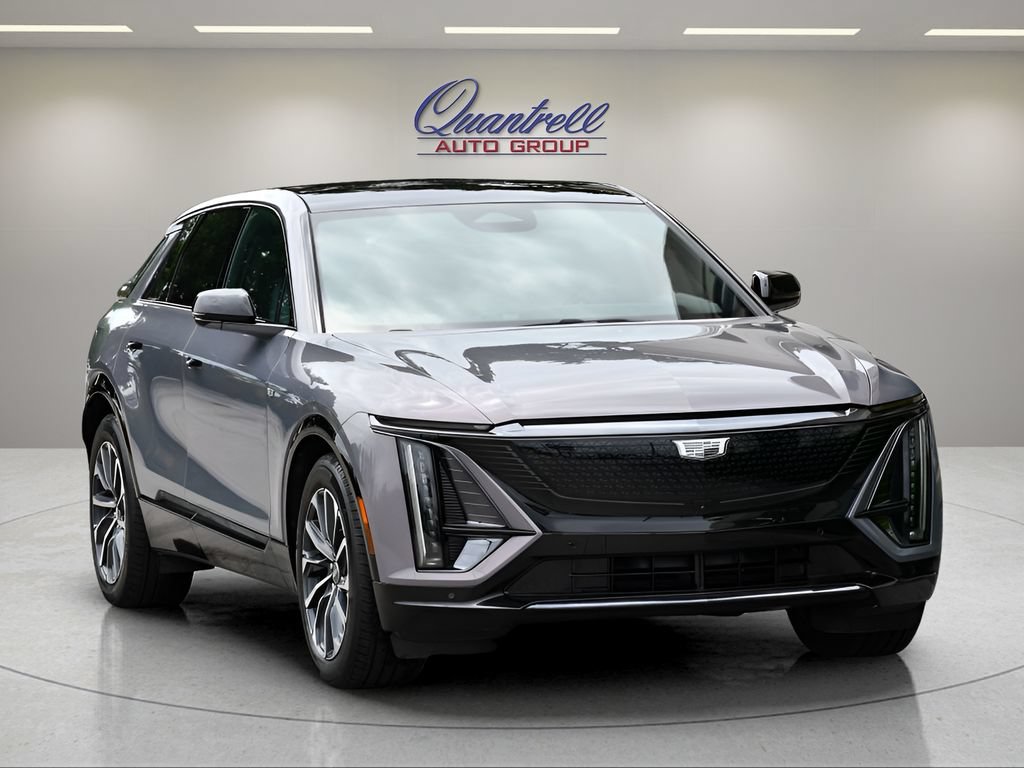 Used 2024 Cadillac Lyriq Sport AWD/4WD image 2