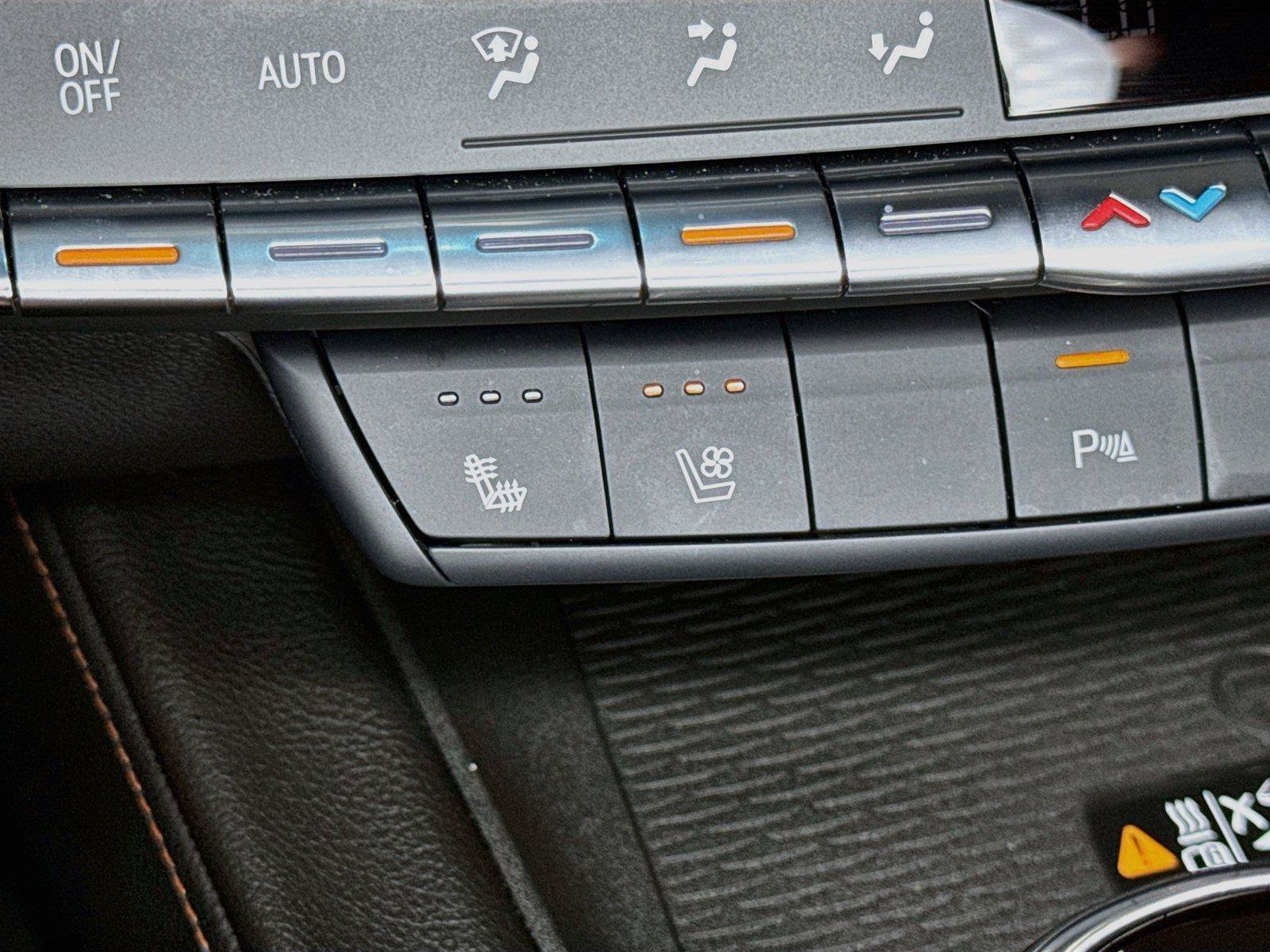 Used 2022 Cadillac CT4 V w/ Navigation Package RWD image 19