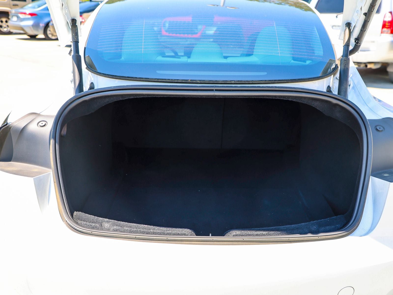Used 2025 Tesla Model 3 Performance image 9
