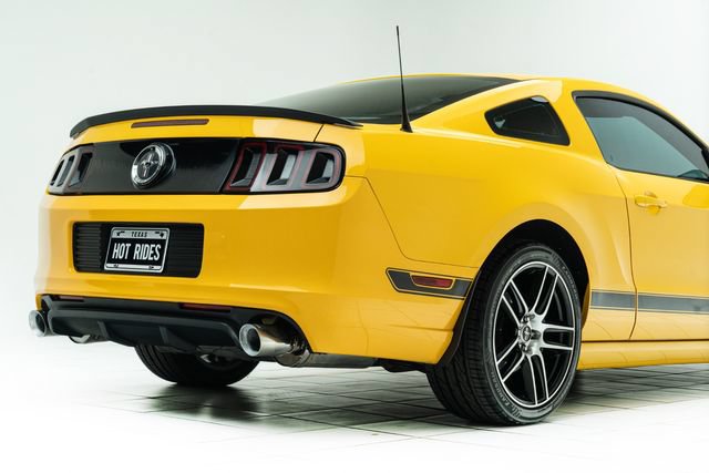 Used 2013 Ford Mustang Boss 302 w/ Boss 302 Accessory Pkg RWD image 14