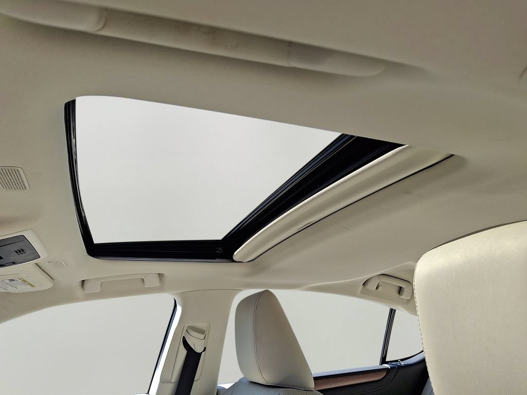 Certified 2025 Lexus ES 300h w/ Premium Package FWD image 16