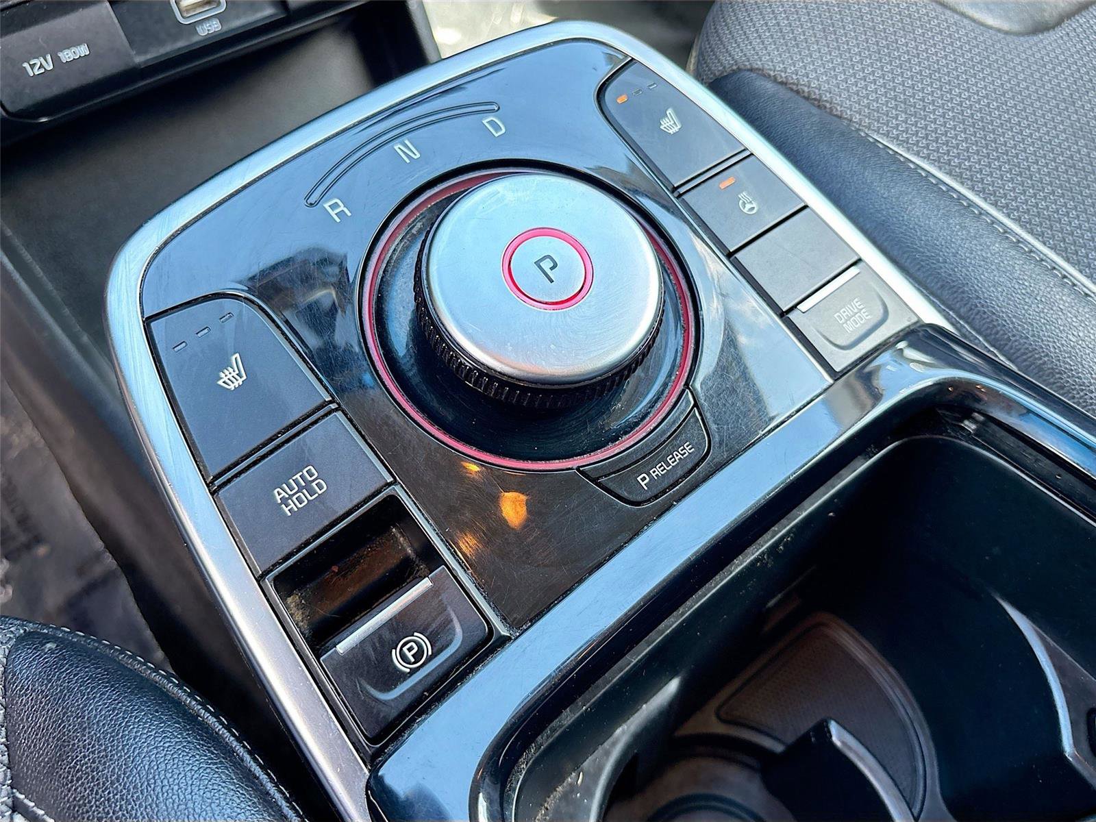 Used 2022 Kia Niro EX w/ Cold Weather Package FWD image 16