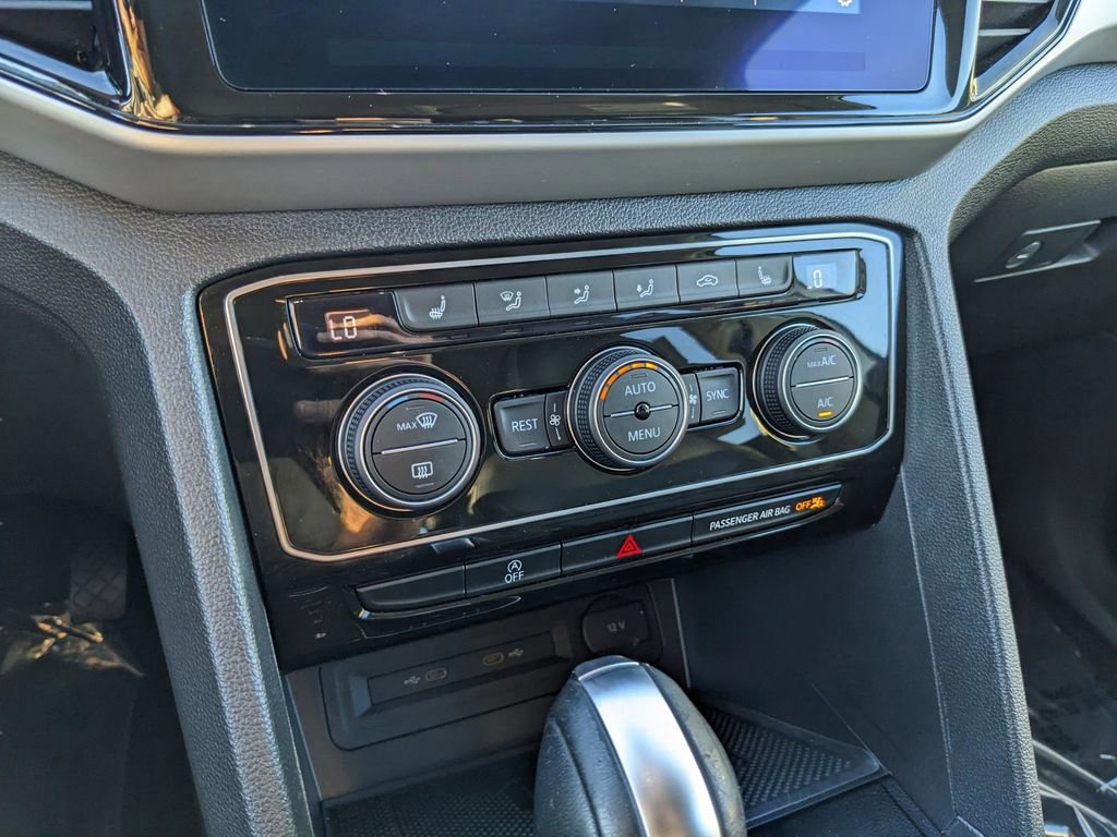 Certified 2022 Volkswagen Atlas SE FWD image 20