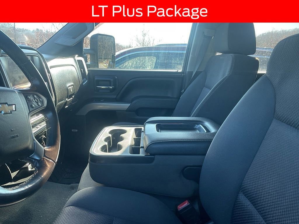 Used 2019 Chevrolet Silverado 2500 LT w/ LT Convenience Package image 8
