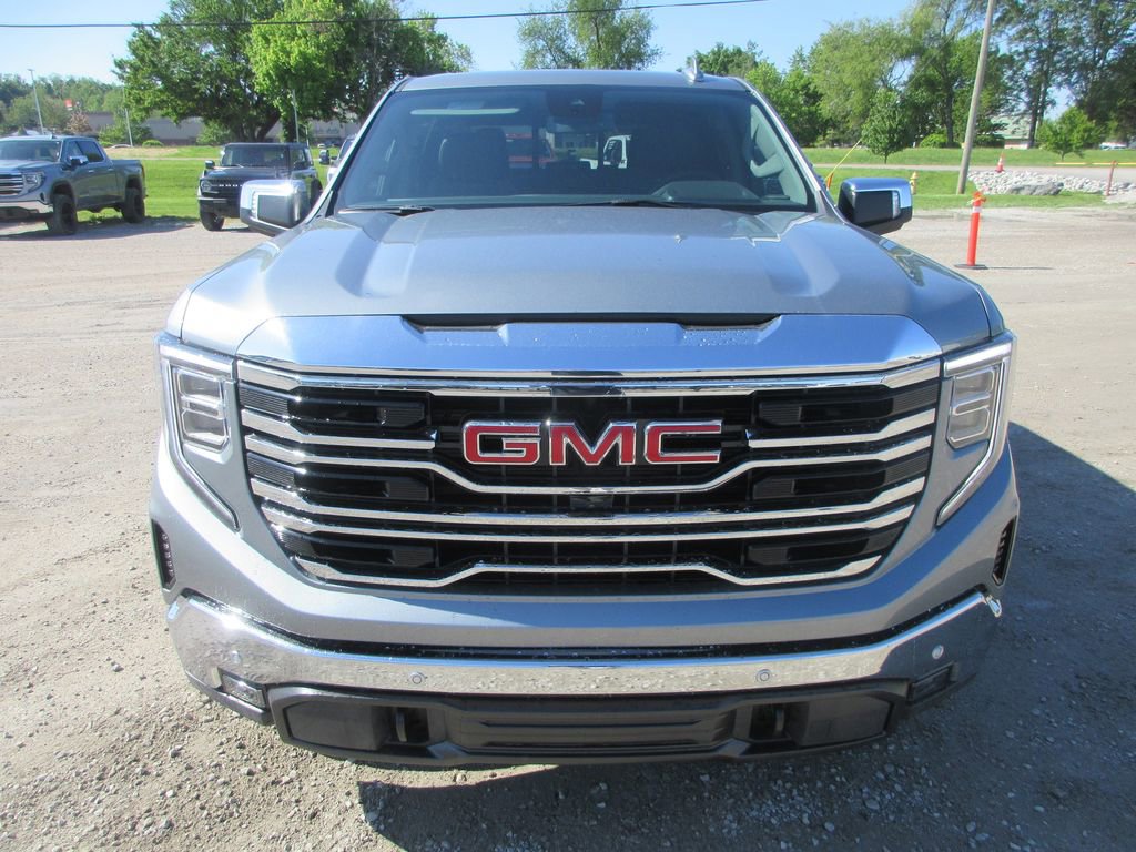 New 2026 GMC Sierra 1500 SLT w/ SLT Premium Plus Package AWD/4WD image 12