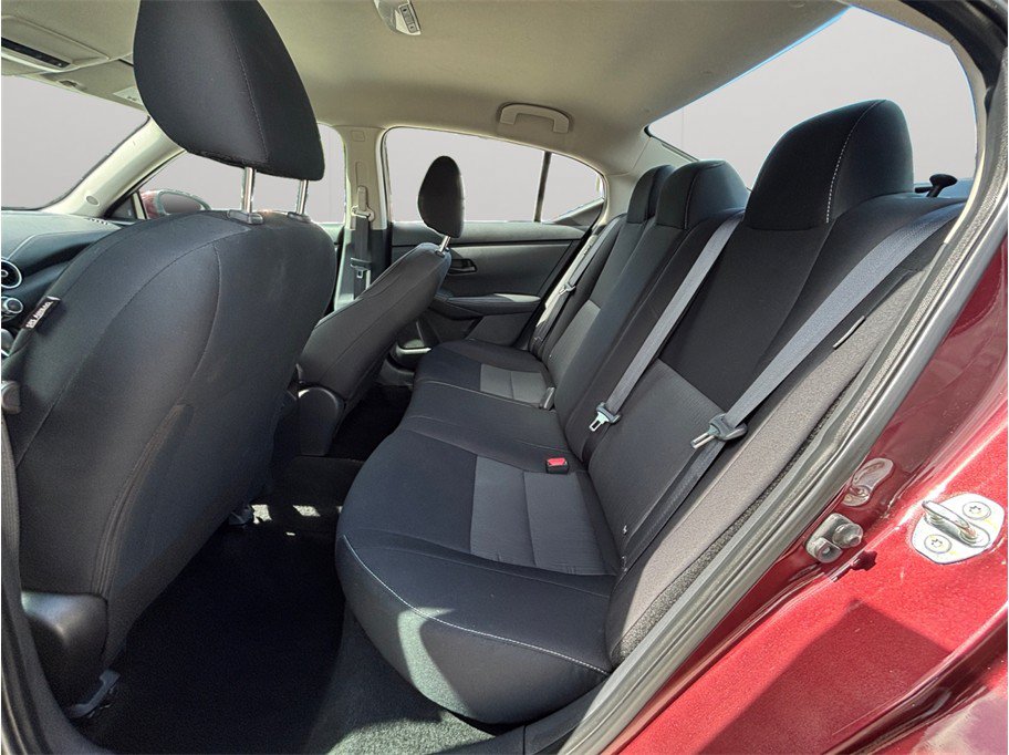 Used 2024 Nissan Sentra SV FWD image 32