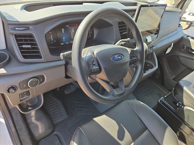New 2026 Ford Transit 250 148 Medium Roof w/ Load Area Protection Package image 3