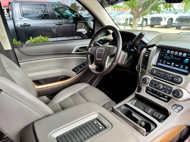 Used 2019 GMC Yukon Denali w/ Denali Ultimate Package image 18